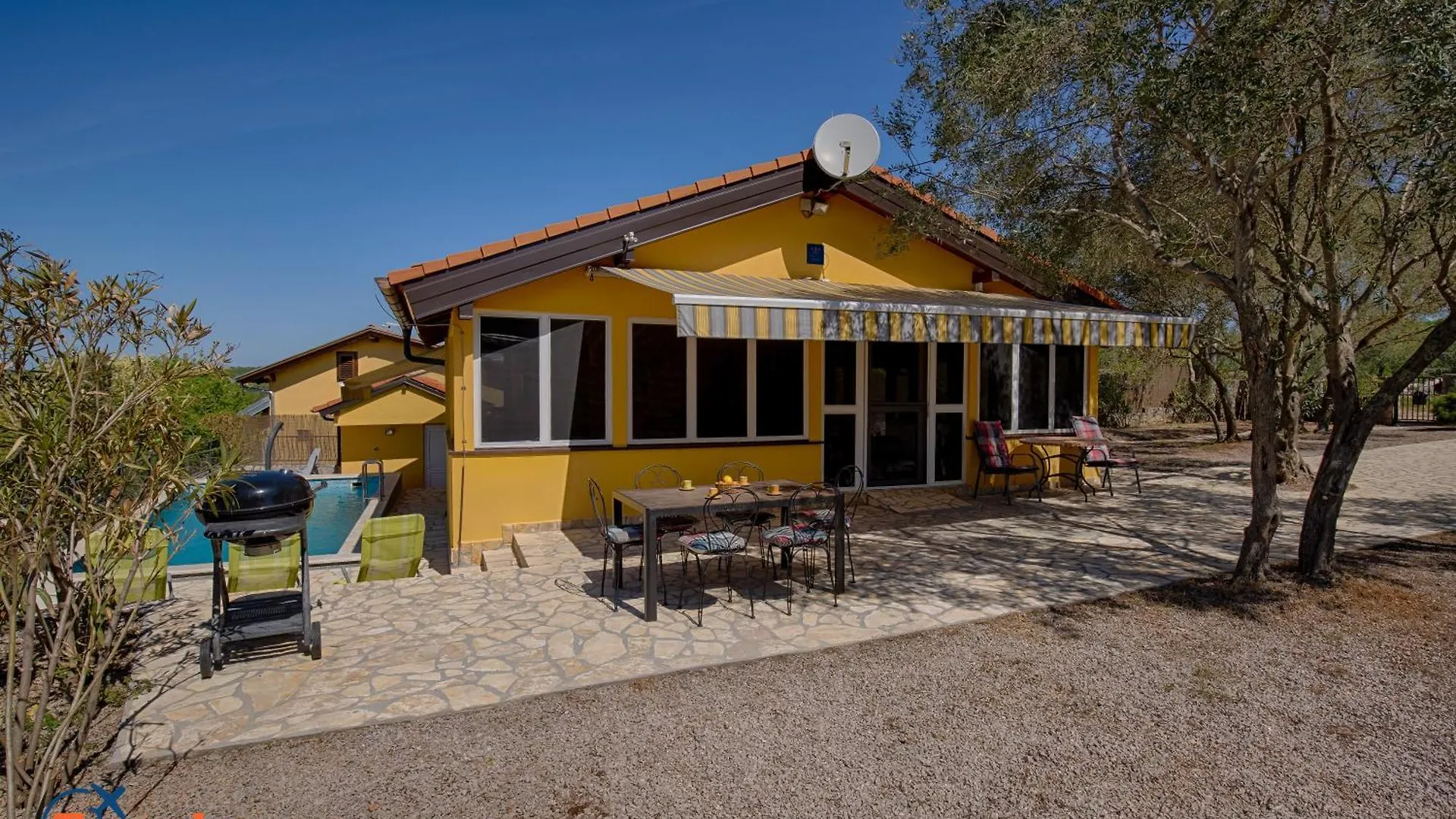 Romantic Villetta With Pool, Large Garden With Olive Trees Near The Beach - By Traveler Tourist Agency Krk - Id 2202 Skrbcici